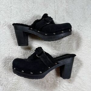 Vintage Y2K Unionbay Women’s Fur Lined Mule Clogs